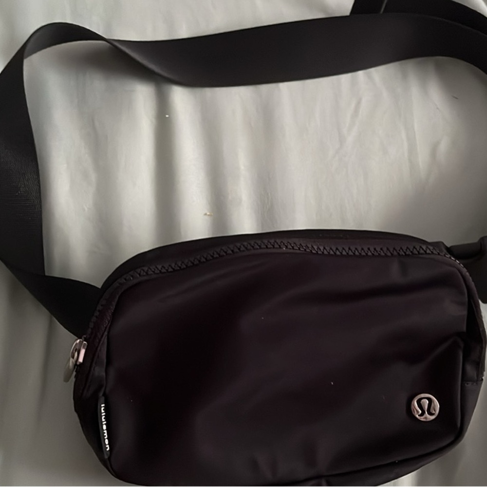 lululemon athletica Black Belt Bag
